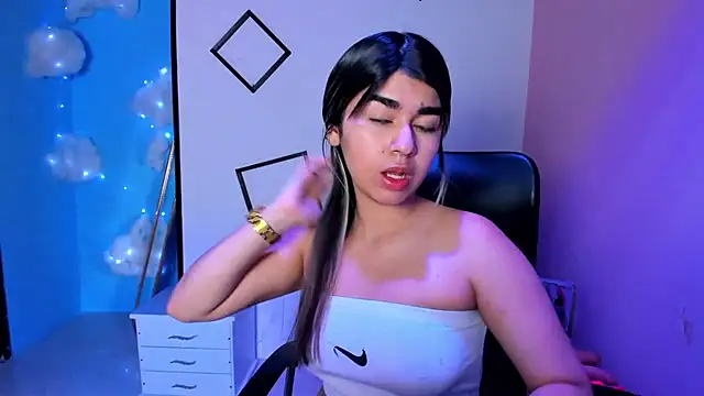 NahomiConnor  online show from 19, 9, 2025