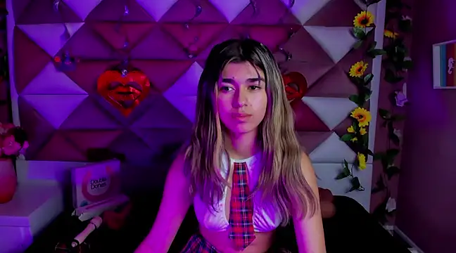 NahomiConnor  online show from 17, 3, 2025