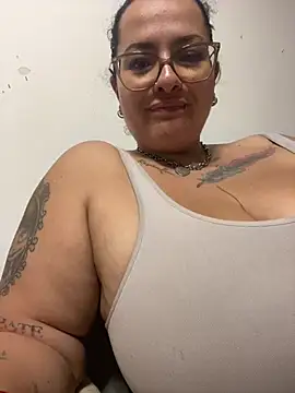 KarllaWalker online show from 21, 7, 2026