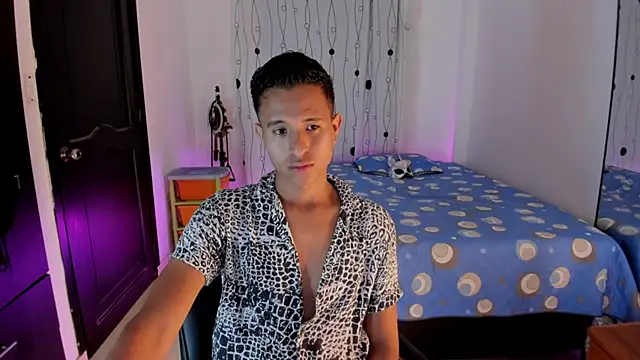 Snapshot of alessandro_wizard chatting on 7, 2, 2025 alessandro wizard online show from 7, 2, 2025
