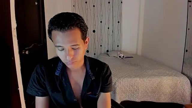 Snapshot of alessandro_wizard chatting on 19, 3, 2025 alessandro wizard online show from 19, 3, 2025