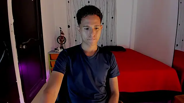 Snapshot of alessandro_wizard chatting on 21, 3, 2025 alessandro wizard online show from 21, 3, 2025
