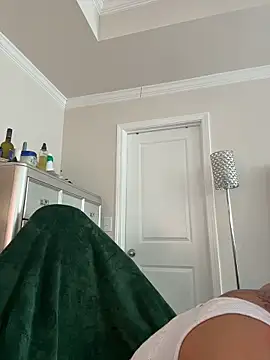 butterflybootyy online show from 7, 2, 2026