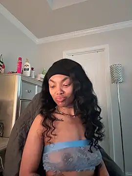 butterflybootyy online show from 4, 4, 2026