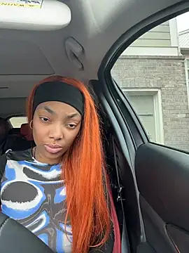 butterflybootyy online show from 5, 12, 2025