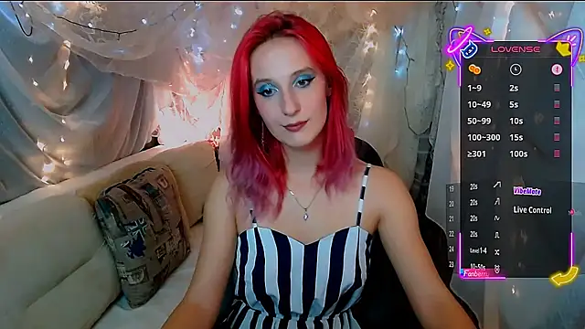 AgathaNoxe online show from 19, 10, 2025