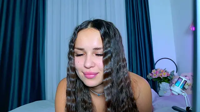 Snapshot of Brenda_M00n chatting on 15, 10, 2025 Brenda M00n online show from 15, 10, 2025