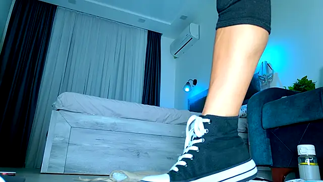 Snapshot of Brenda_M00n chatting on 7, 11, 2025 Brenda M00n online show from 7, 11, 2025