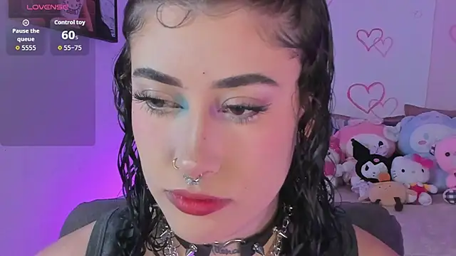 melody suarez online show from 27, 11, 2025