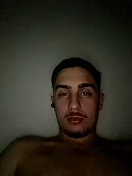 Snapshot of Ribeiro2313 chatting on 15, 5, 2026 Ribeiro2313 online show from 15, 5, 2026