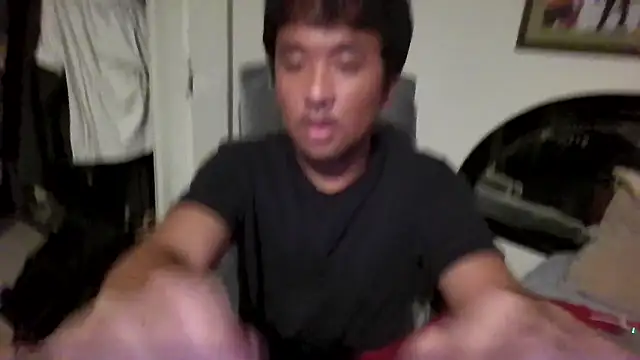 bigasianloads25 online show from 28, 9, 2025