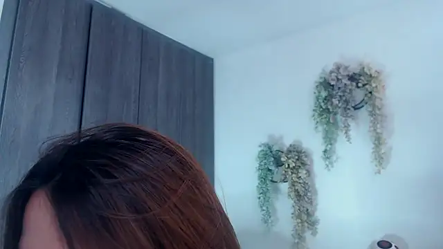 valeria2019hot online show from 13, 2, 2026