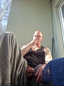 Maiki82 online show from 21, 3, 2025