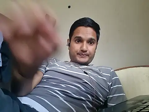 Jonrobinso online show from 6, 10, 2025