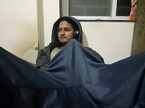 Jonrobinso online show from 1, 12, 2025