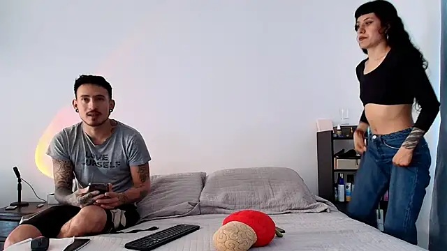 Snapshot of anika_lowen02 chatting on 14, 3, 2025 anika lowen02 online show from 14, 3, 2025