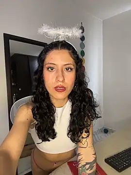 Snapshot of anika_lowen02 chatting on 23, 10, 2025 anika lowen02 online show from 23, 10, 2025