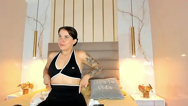 MelaniieRoux online show from 10, 1, 2026