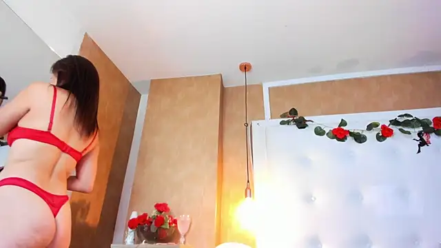  evamilf  online show from 18, 4, 2026