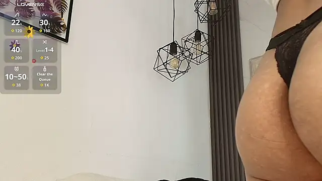 Snapshot of miranda_villa chatting on 10, 9, 2025 miranda villa online show from 10, 9, 2025