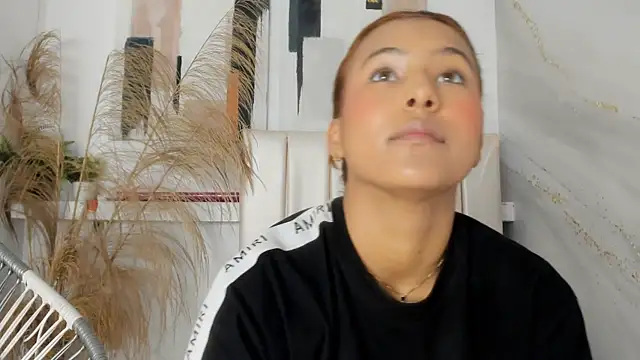 miranda villa online show from 6, 4, 2026