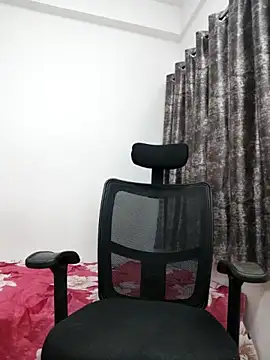 sanaya baby online show from 26, 11, 2025