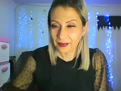 alixia81 online show from 10, 3, 2025