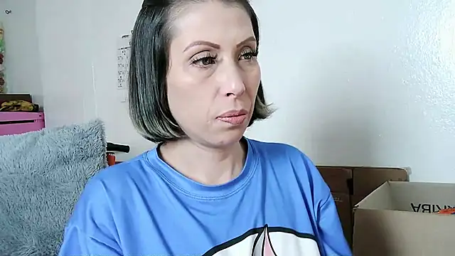 alixia81 online show from 15, 1, 2026