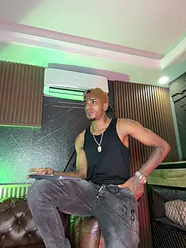 AaronCruz  online show from 10, 2, 2026