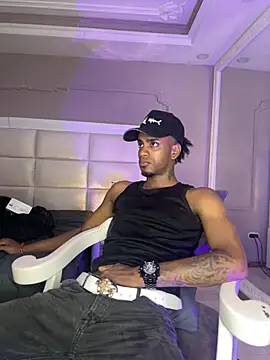 AaronCruz  online show from 17, 2, 2025