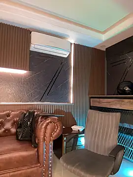 AaronCruz  online show from 21, 3, 2026