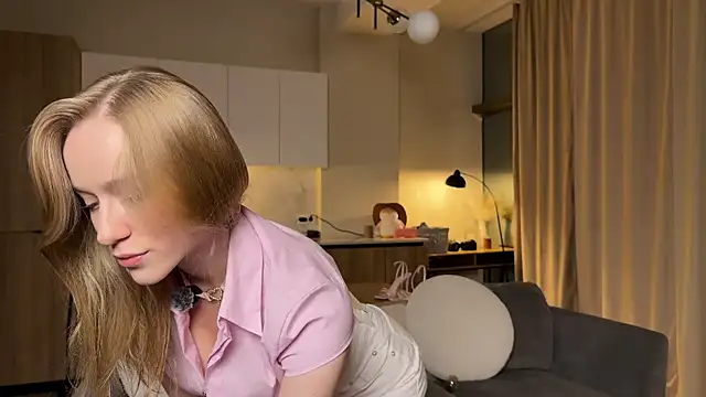 PollyAgata online show from 29, 5, 2026