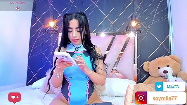 Miia77  online show from 14, 3, 2026