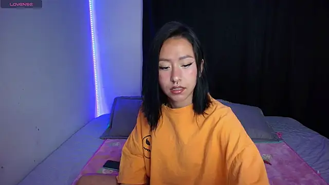 Snapshot of Anne_Nicholson chatting on 18, 1, 2025 Anne Nicholson online show from 18, 1, 2025