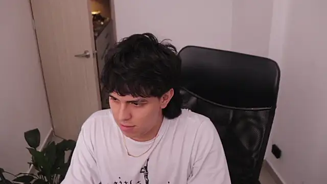 Tony Hoffa online show from 6, 3, 2026