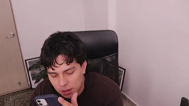 Tony Hoffa online show from 12, 4, 2026