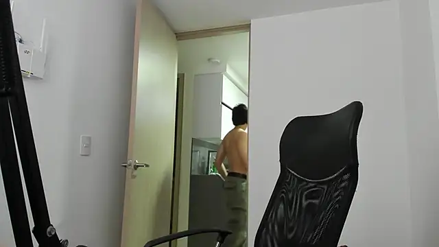 Tony Hoffa online show from 4, 3, 2025