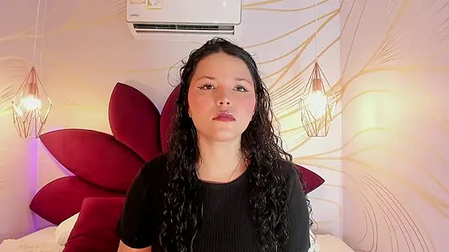 Snapshot of LottiCarter chatting on 18, 10, 2025 LottiCarter online show from 18, 10, 2025