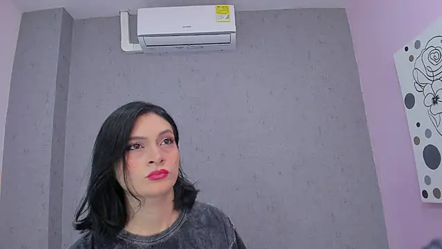 Tiffany mendez online show from 11, 11, 2025