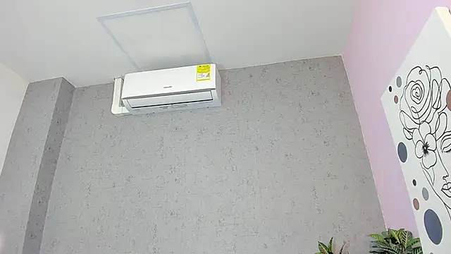 Tiffany mendez online show from 21, 2, 2026