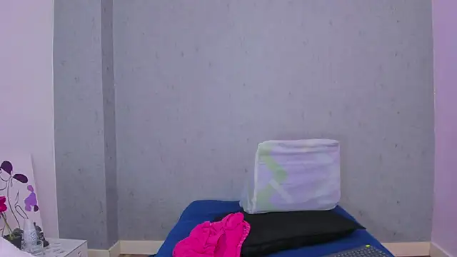 Tiffany mendez online show from 25, 10, 2025