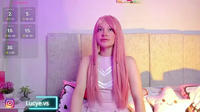 LucyEvans  online show from 13, 10, 2025