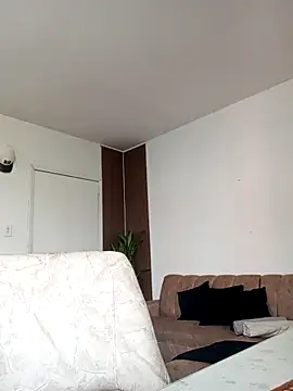 nahomygrey  online show from 21, 4, 2026