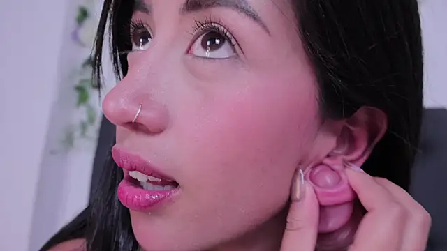 JulessCornett online show from 10, 3, 2026