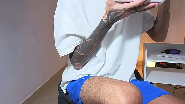 Saturno v online show from 30, 11, 2025