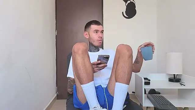 Saturno v online show from 28, 11, 2025