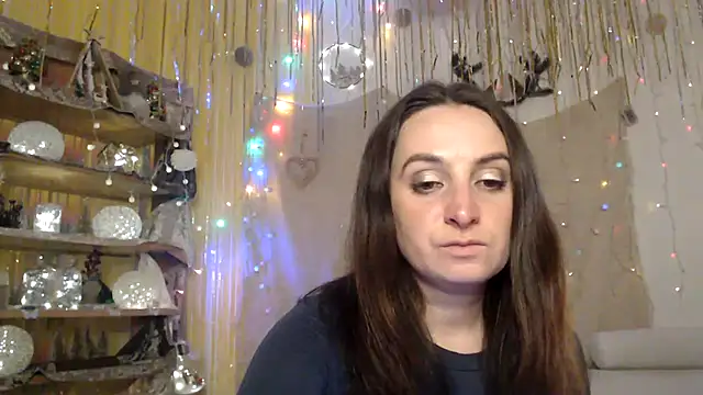 AskMeStandUp online show from 14, 1, 2026