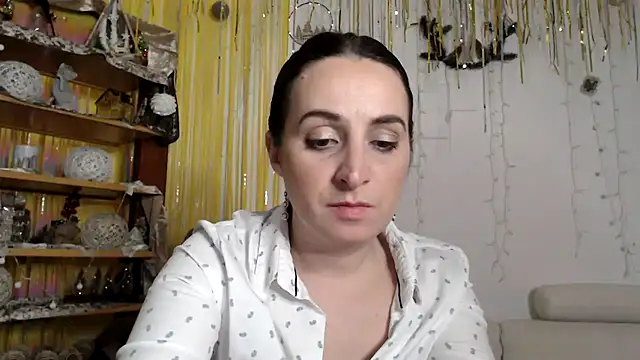 Snapshot of AskMeStandUp chatting on 16, 3, 2026 AskMeStandUp online show from 16, 3, 2026