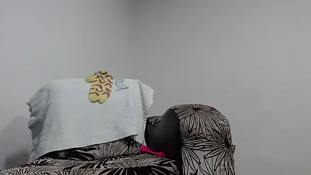 Sexy-Favgirl online show from 27, 10, 2025