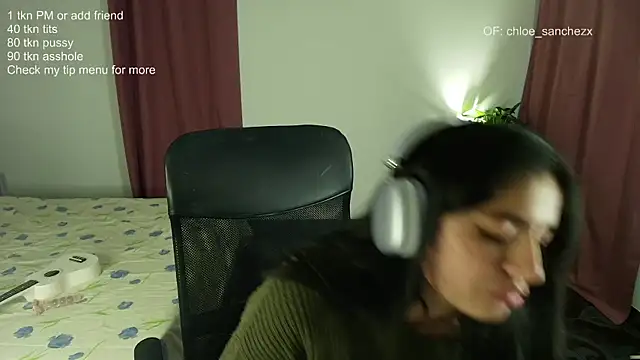 ChloeSanchezx online show from 1, 3, 2026